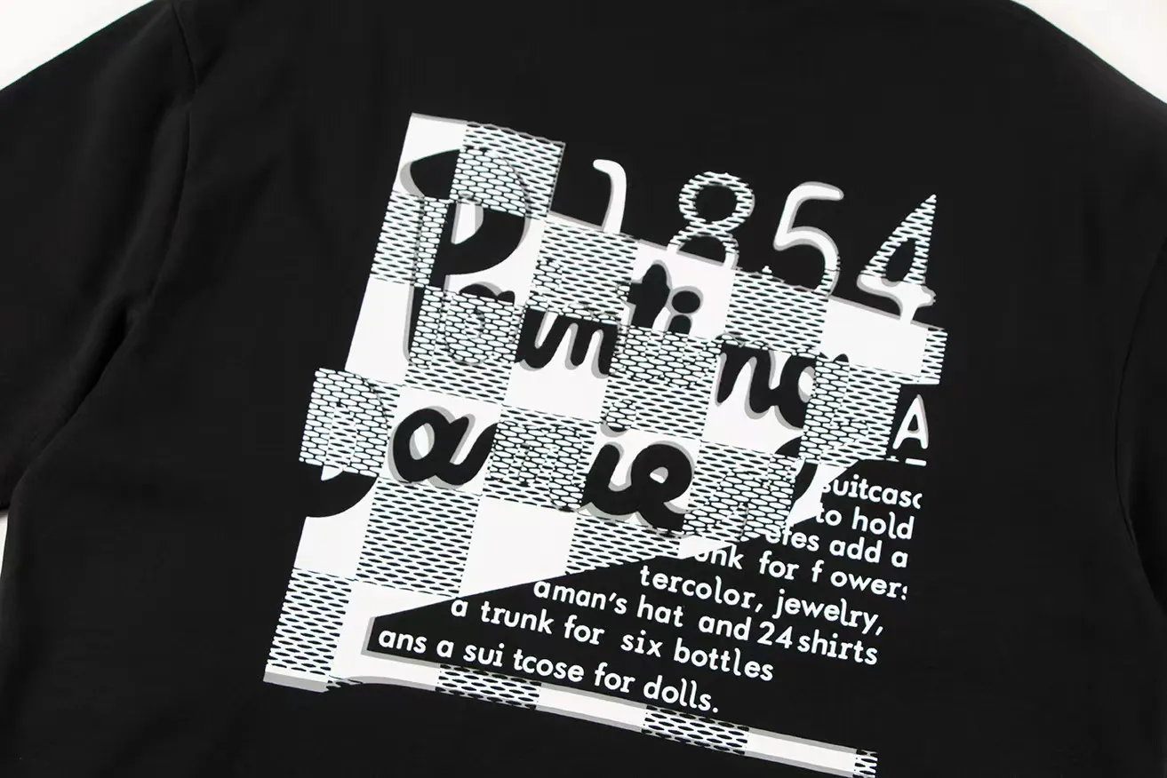 🅿️150 Style: 2026 new Louis Vuitton short-sleeved T-shirt Material: High version 300g double yarn combed cotton Size: S～XL Color: black white Style number: H022